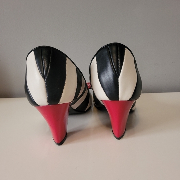 Lola Ramona Black and White Striped Heels, VGUC, Size 40 - Picture 10 of 12